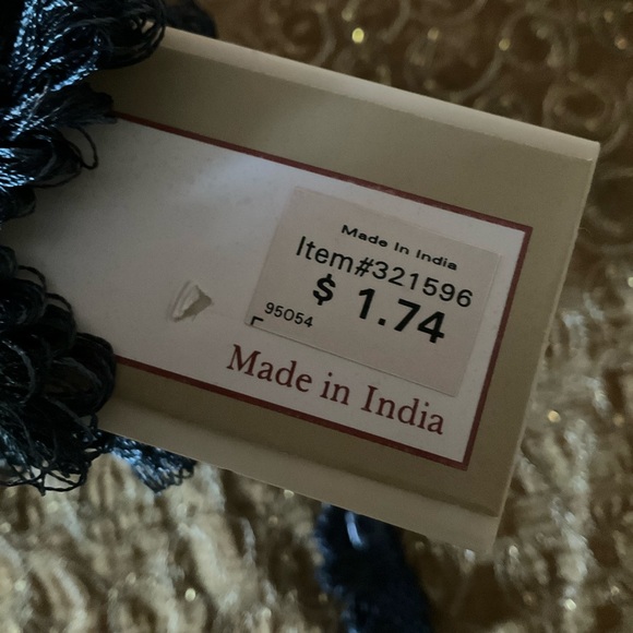 NWT 54 yards Blue Fringe For Your Projects - Picture 4 of 6